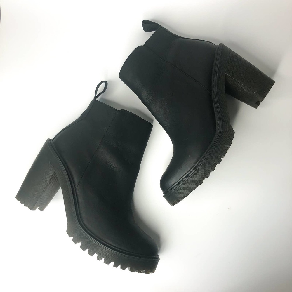 Dr. Martens Black Leather Magdalena Heeled Platform Chelsea Ankle Boot Size 10